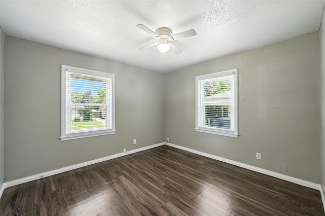 3465 Kellogg Avenue, Dallas, TX 75216