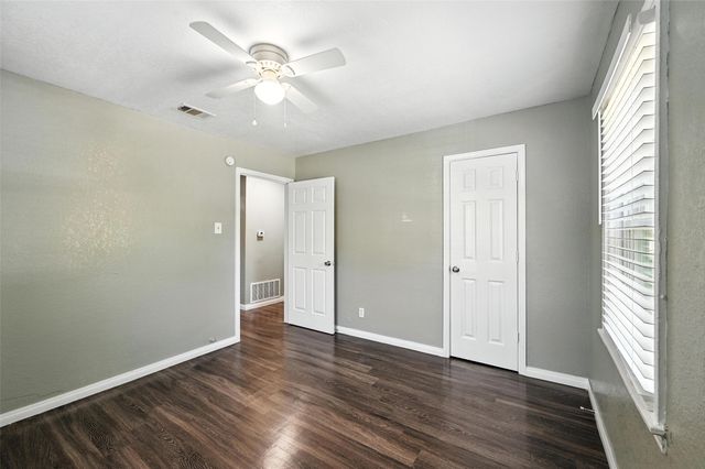 3465 Kellogg Avenue, Dallas, TX 75216