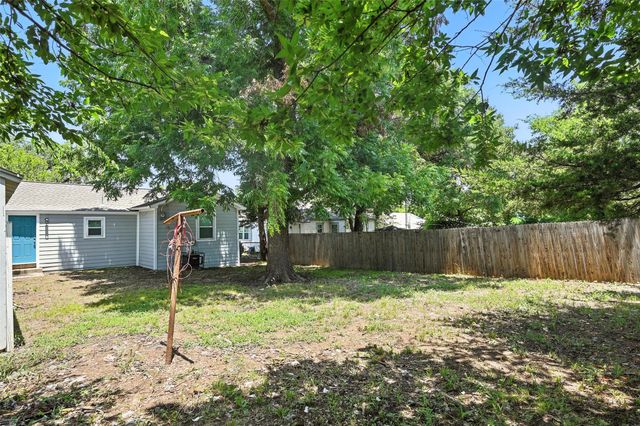 3465 Kellogg Avenue, Dallas, TX 75216