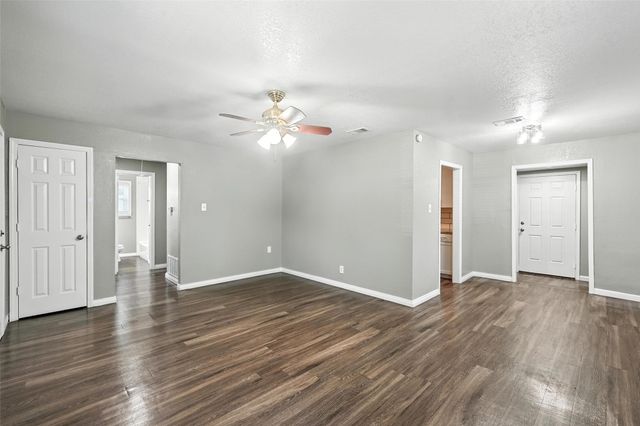 3465 Kellogg Avenue, Dallas, TX 75216