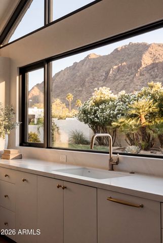 6230 E ALTA HACIENDA Drive, Scottsdale, AZ 85251