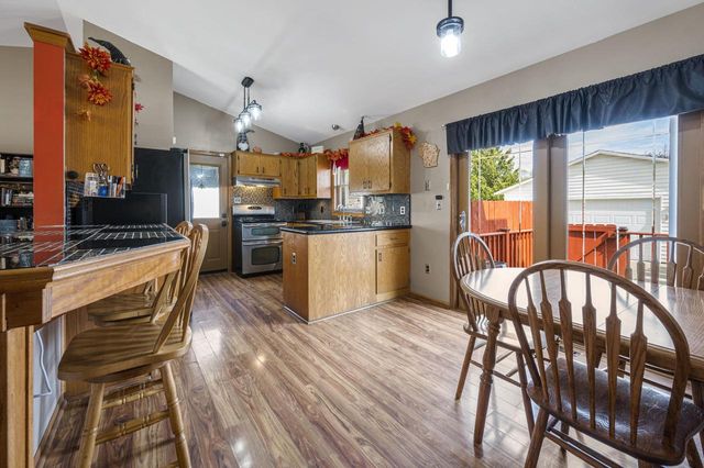 9340 Arch AVENUE, Milwaukee, WI 53224