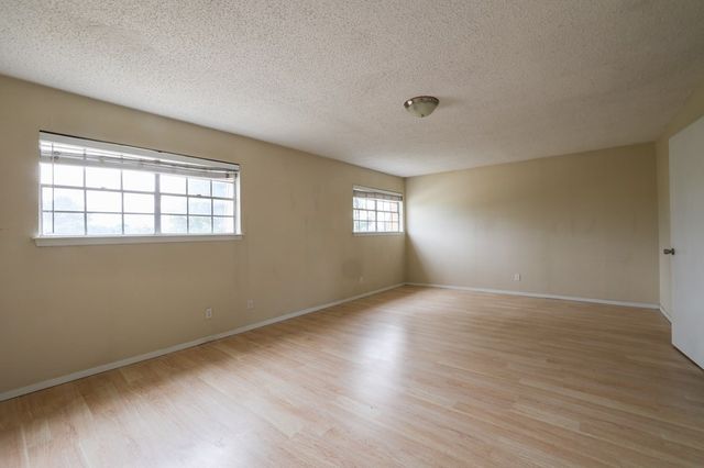 102 Fairway Drive, Ozona, TX 76943