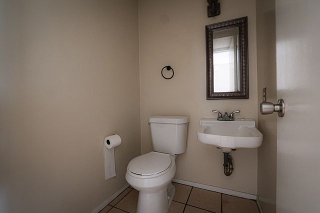 102 Fairway Drive, Ozona, TX 76943