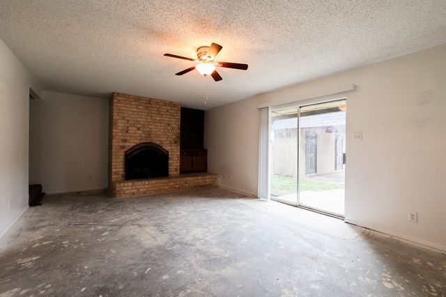 102 Fairway Drive, Ozona, TX 76943