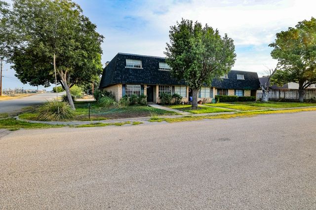 102 Fairway Drive, Ozona, TX 76943