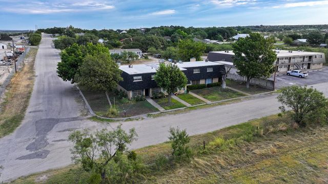 102 Fairway Drive, Ozona, TX 76943