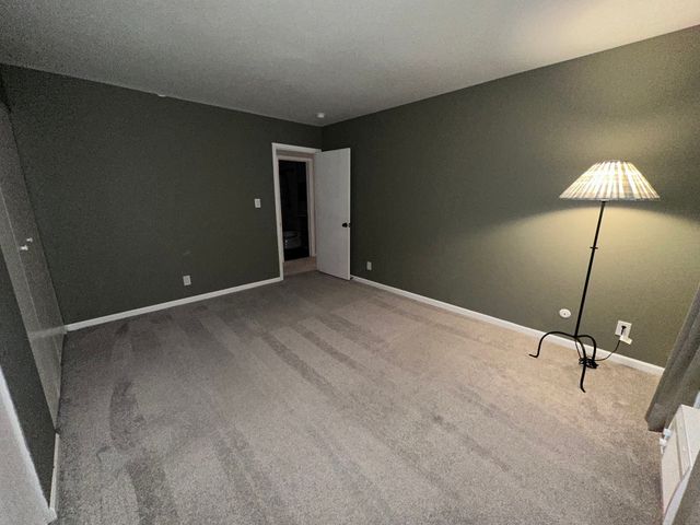 2600 Light Road 207, Oswego, IL 60543