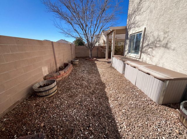 10820 Jicama Way SE, Albuquerque, NM 87123