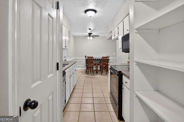 129 Whispering Pine Lane NE, White, GA 30184