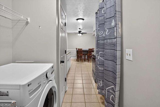 129 Whispering Pine Lane NE, White, GA 30184