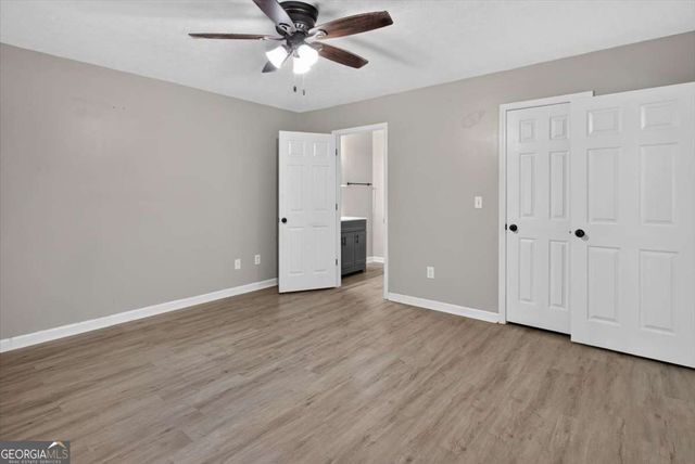 129 Whispering Pine Lane NE, White, GA 30184
