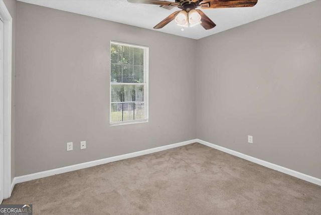 129 Whispering Pine Lane NE, White, GA 30184
