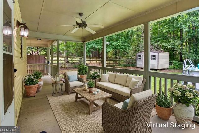 129 Whispering Pine Lane NE, White, GA 30184