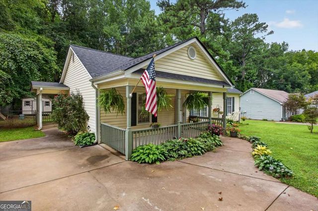 129 Whispering Pine Lane NE, White, GA 30184