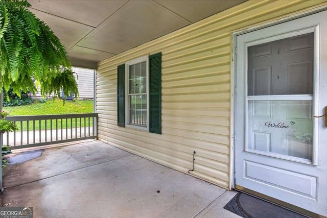 129 Whispering Pine Lane NE, White, GA 30184
