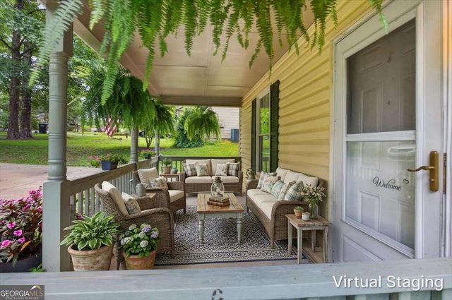 129 Whispering Pine Lane NE, White, GA 30184