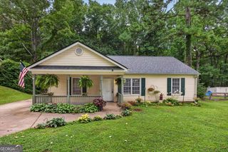 129 Whispering Pine Lane NE, White, GA 30184