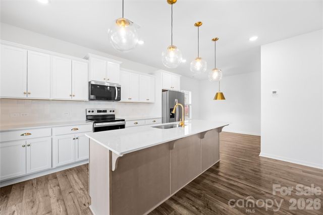 2312 Morgan Hills Drive, Albemarle, NC 28001