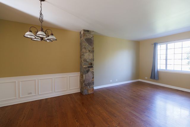 1905 Concord Drive, Mchenry, IL 60050