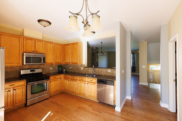 1905 Concord Drive, Mchenry, IL 60050