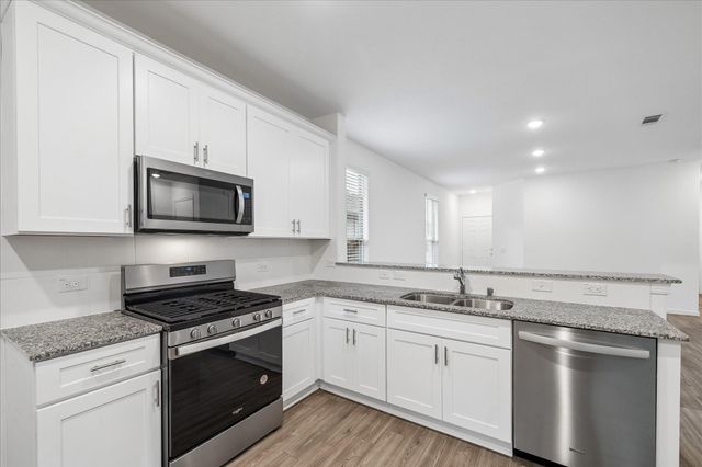 317 Maple Bark Trail, Conroe, TX 77378