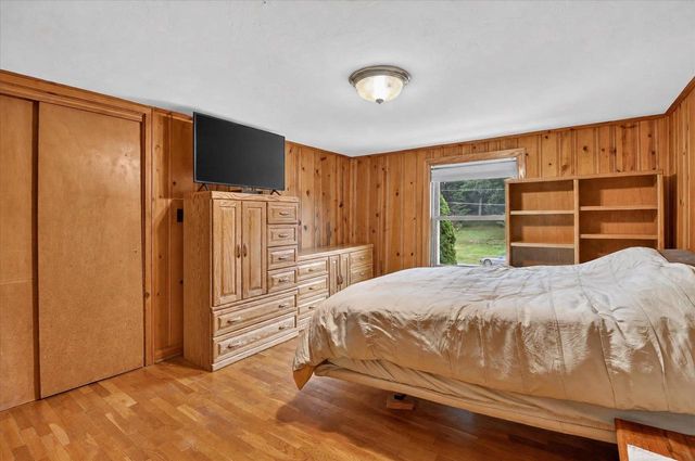 825 W Happy Hollow Road, Janesville, WI 53546
