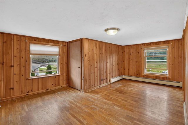 825 W Happy Hollow Road, Janesville, WI 53546