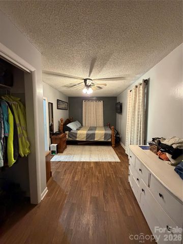 1663 Bailey Branch Road, Burnsville, NC 28714