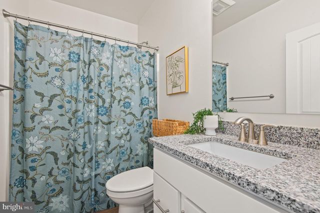 124 HEATHER GLEN DR, Red Lion, PA 17356