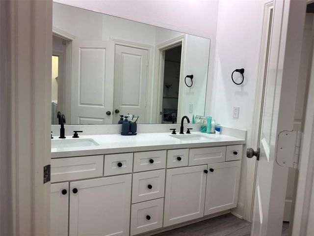 30 Riva Row, Spring, TX 77380