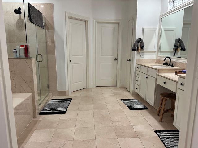 30 Riva Row, Spring, TX 77380