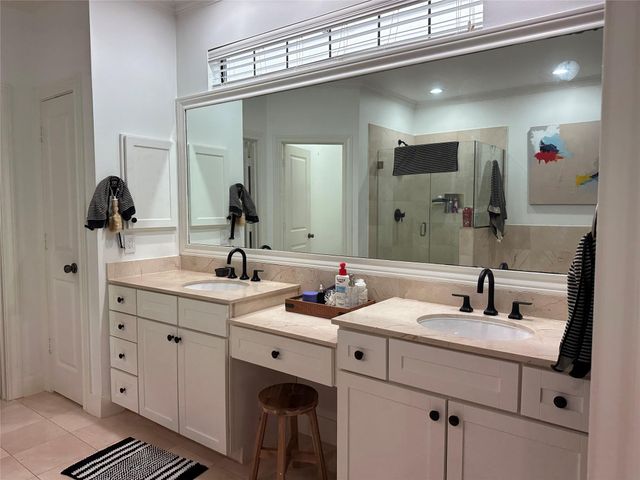 30 Riva Row, Spring, TX 77380
