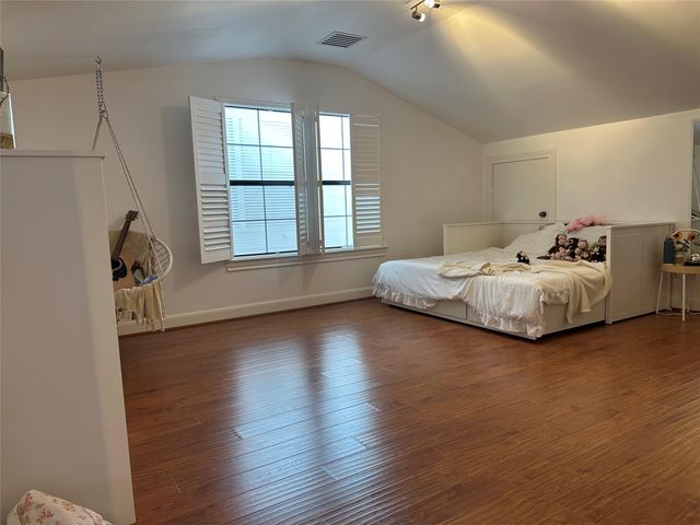 30 Riva Row, Spring, TX 77380