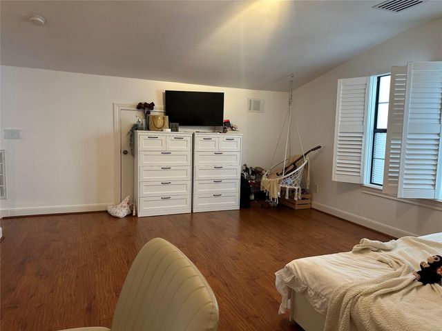 30 Riva Row, Spring, TX 77380