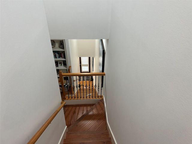 30 Riva Row, Spring, TX 77380
