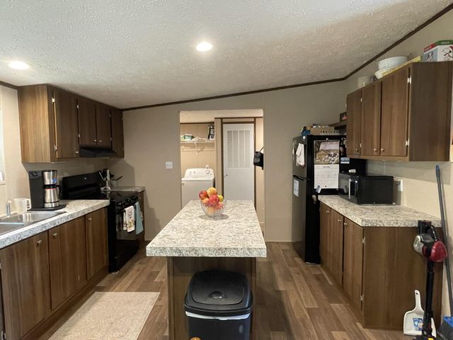 177 Lifestyle Way, Benton, TN 37307