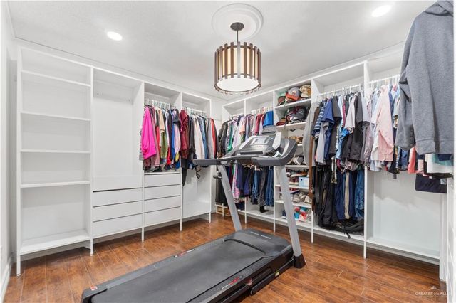 1706 W Jonquil Avenue, Mcallen, TX 78501