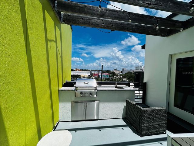 919 ARLINGTON AVENUE N, St Petersburg, FL 33705