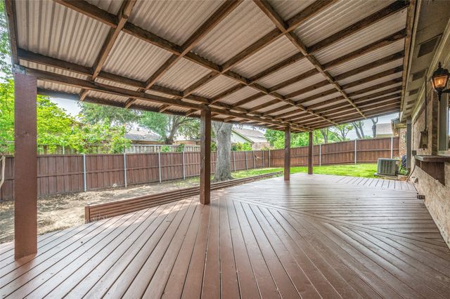 2304 Placid Drive, Carrollton, TX 75007