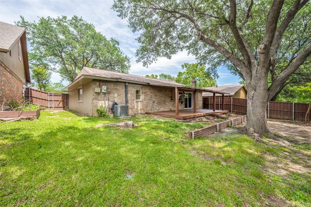 2304 Placid Drive, Carrollton, TX 75007
