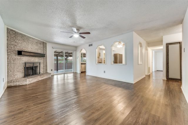 2304 Placid Drive, Carrollton, TX 75007