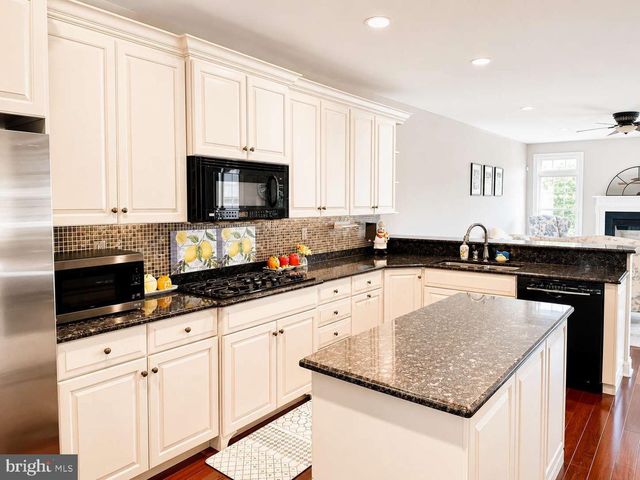 22 SHARPLEY DR, Chadds Ford, PA 19317