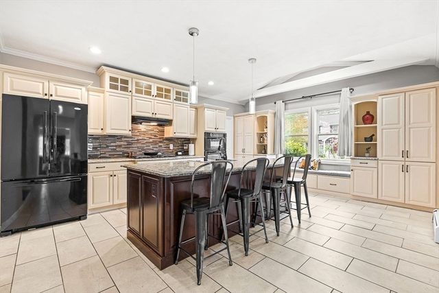 54 Mcdonald Rd, Wilmington, MA 01887