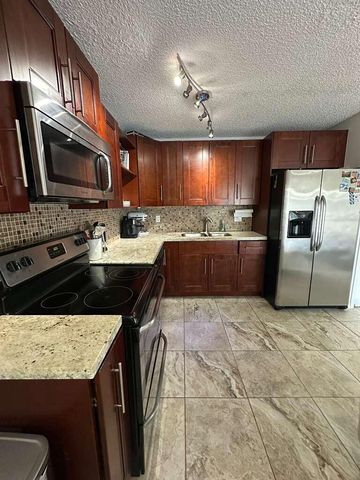 637 Executive Center Drive N 203, West Palm Beach, FL 33401