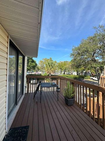 637 Executive Center Drive N 203, West Palm Beach, FL 33401