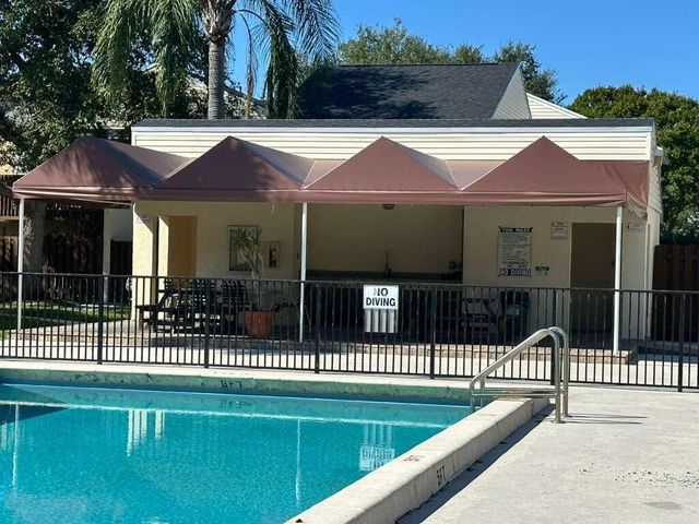 637 Executive Center Drive N 203, West Palm Beach, FL 33401