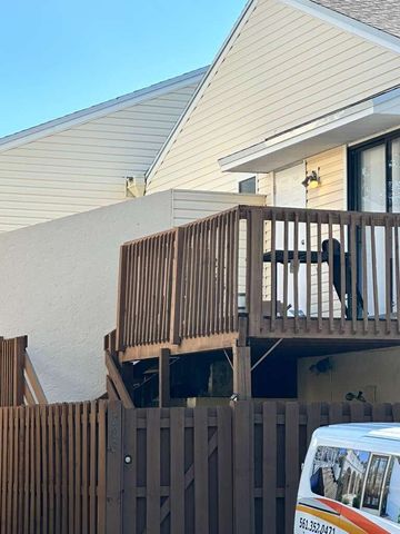 637 Executive Center Drive N 203, West Palm Beach, FL 33401