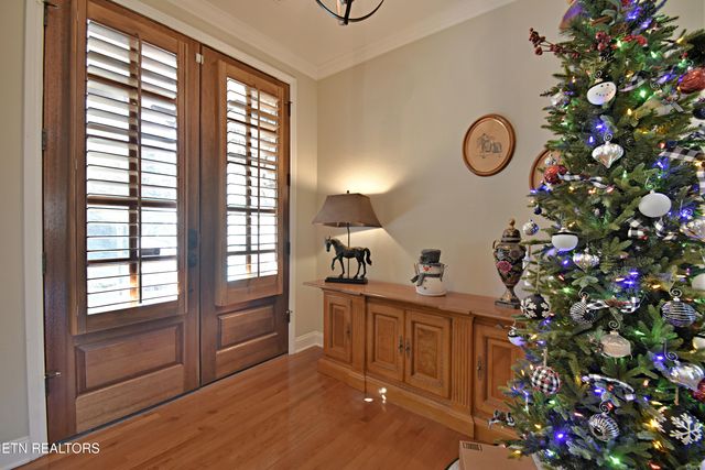 10111 Autumn Valley Lane, Knoxville, TN 37922