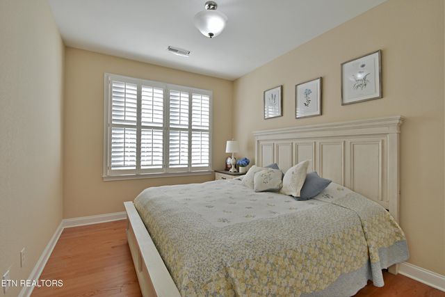 10111 Autumn Valley Lane, Knoxville, TN 37922